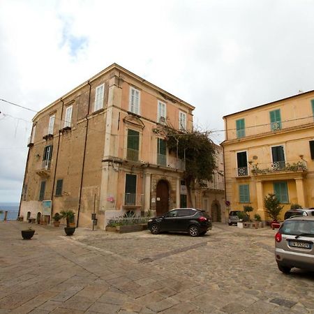 Isola Bella Sea-View Apartment 特罗佩阿 外观 照片