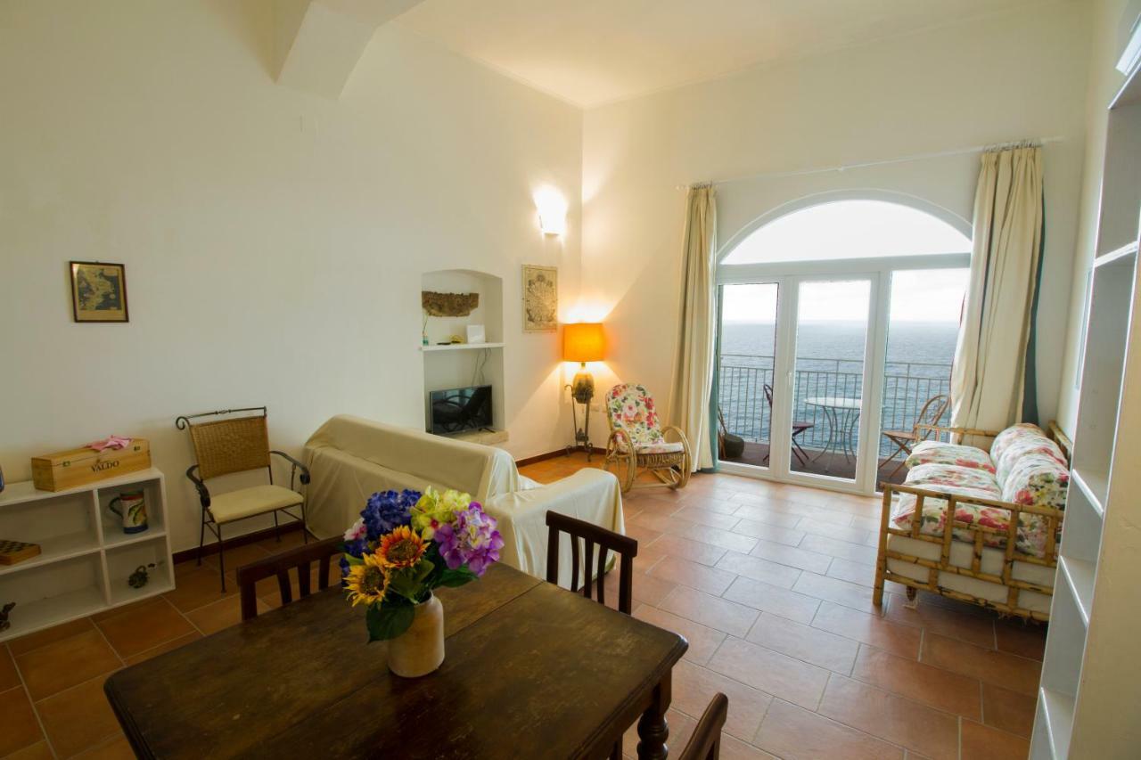 Isola Bella Sea-View Apartment 特罗佩阿 外观 照片